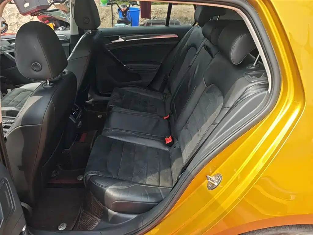 Volkswagen Golf 2019 280TSI DSG Luxury (China V) фото 17