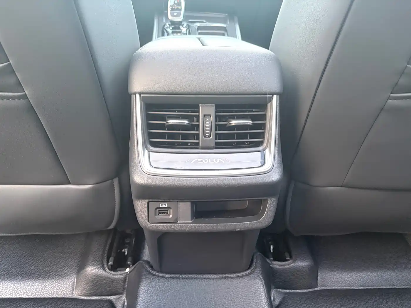 Dongfeng Aeolus Yixuan MAX 2021 2021 1.5T Super Cool Dad Edition