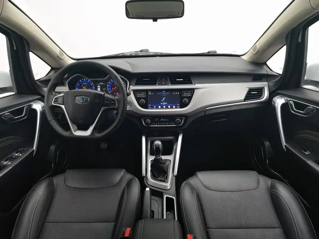Фото 5 - Geely Vision X3
