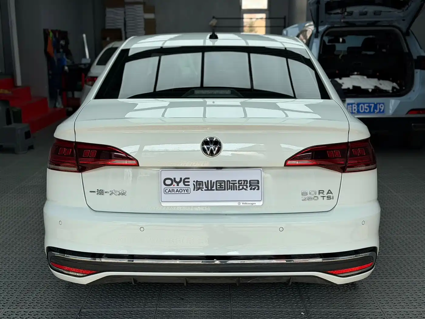 Volkswagen Bora 2023 280TSI DSG Prestige Edition фото 5