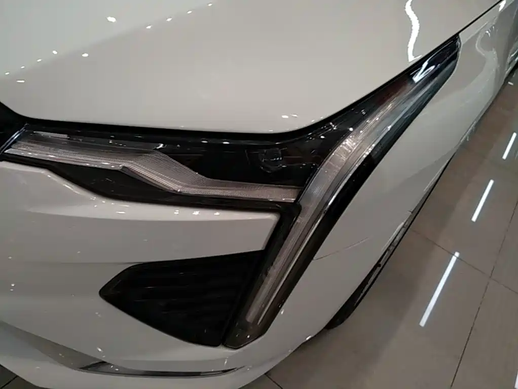 Cadillac CT4 2023 2022 28T Fashion Style