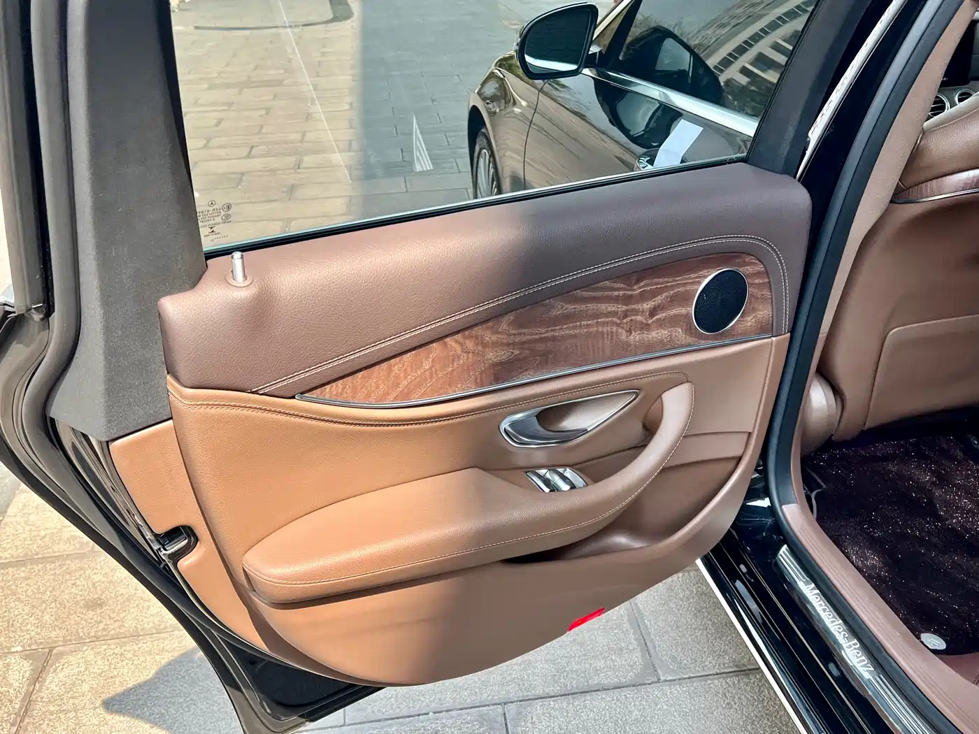 Mercedes-Benz E-Class 2021 E 300 L Fashion фото 33