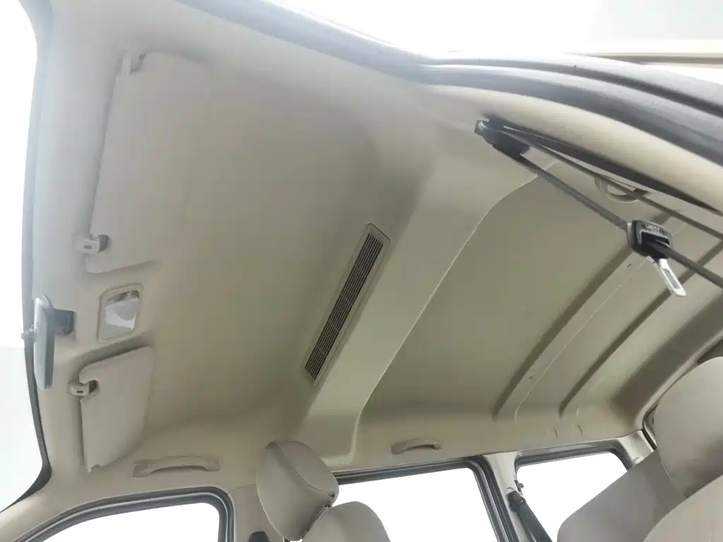 Wuling Motors Wuling Rongguang S 2023 2023 1.5L Base 5/7 Seater