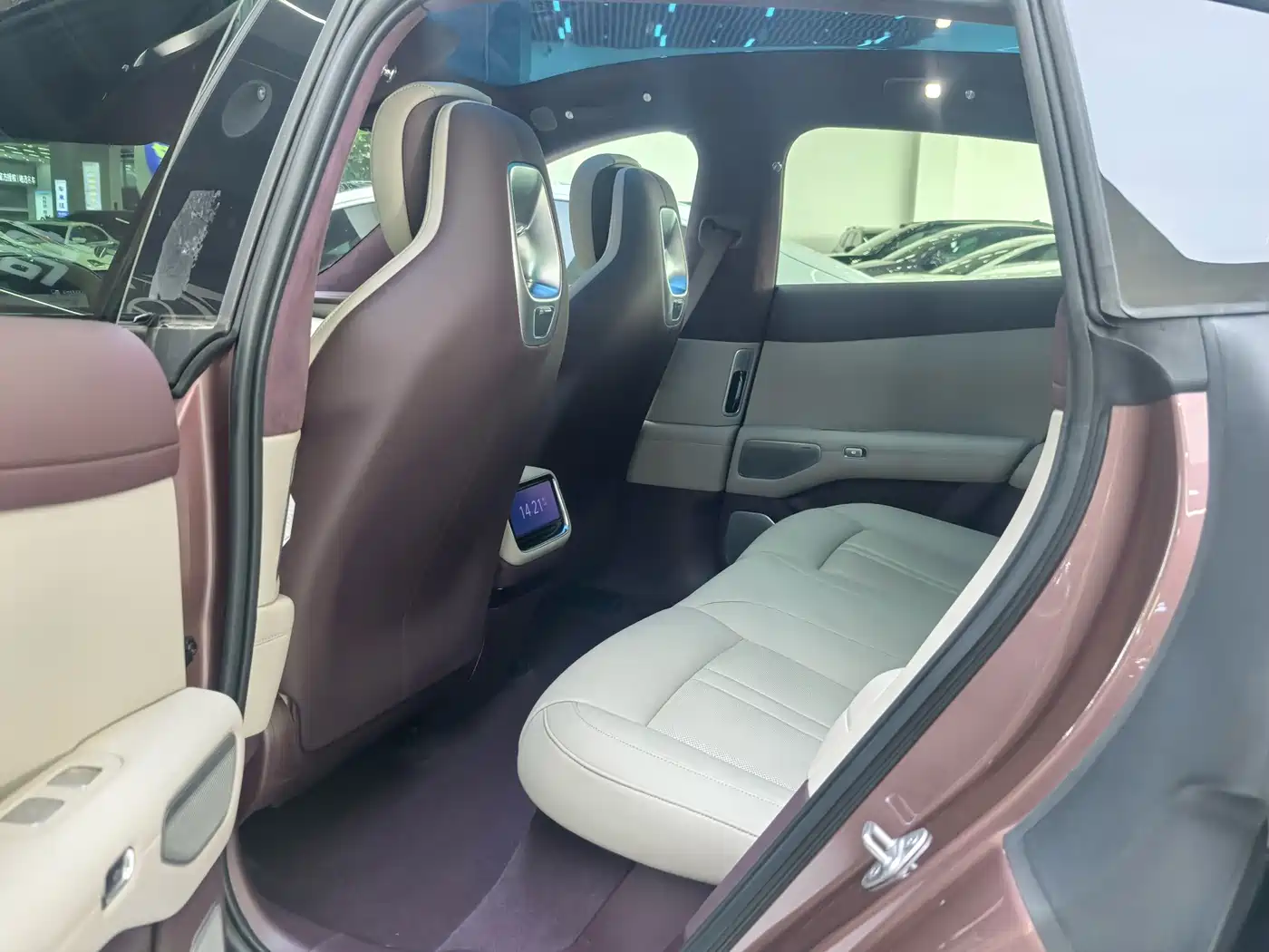 XIAOMI CAR XIAOMI YU7