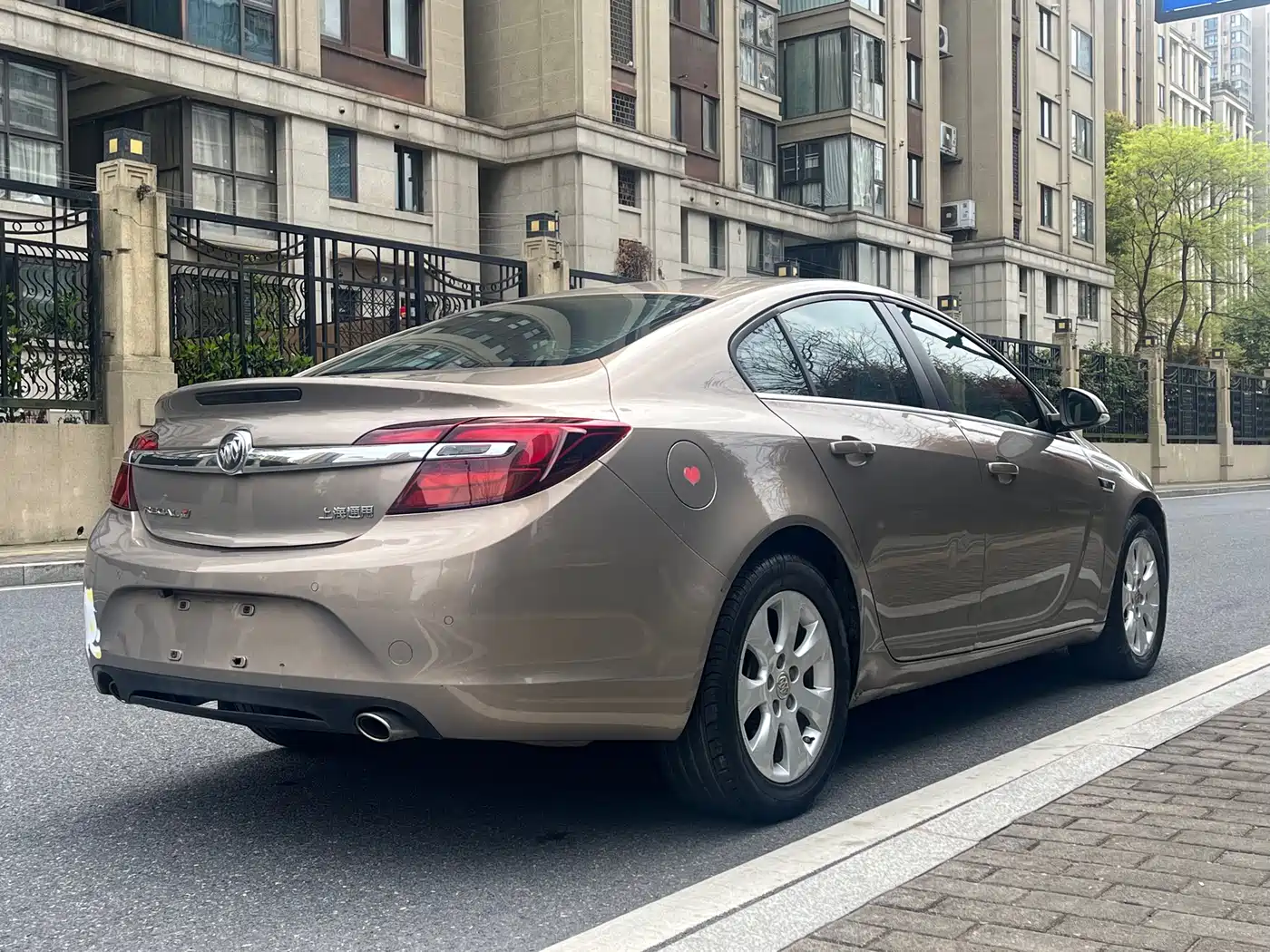 Buick Regal 2015 1.6T Leading Tech Edition фото 5