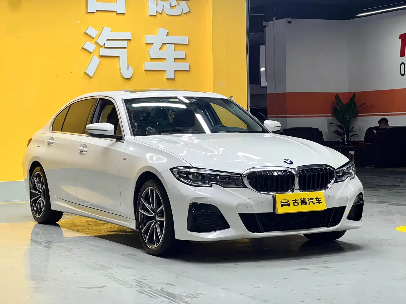 BMW 3 Series 2021 320Li M Sport Package фото 3