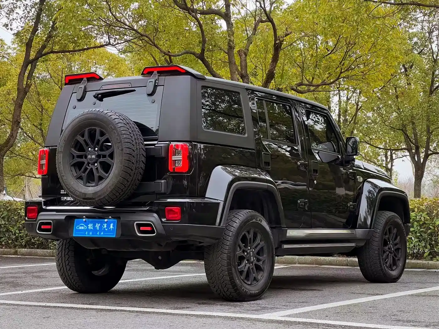 BAIC ORV Beijing Offroad BJ40 2023 2.0T Auto 4WD Urban Hunter Knight Edition фото 5