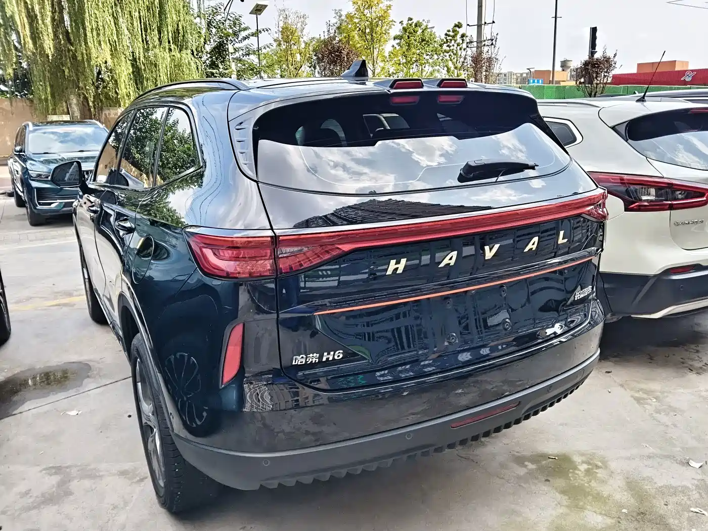 Photo 14 - Haval H6