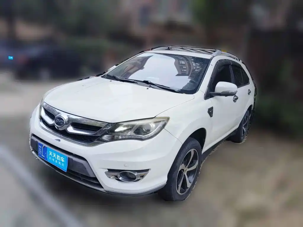 BYD S7 2015 2015 2.0T Automatic Flagship Model