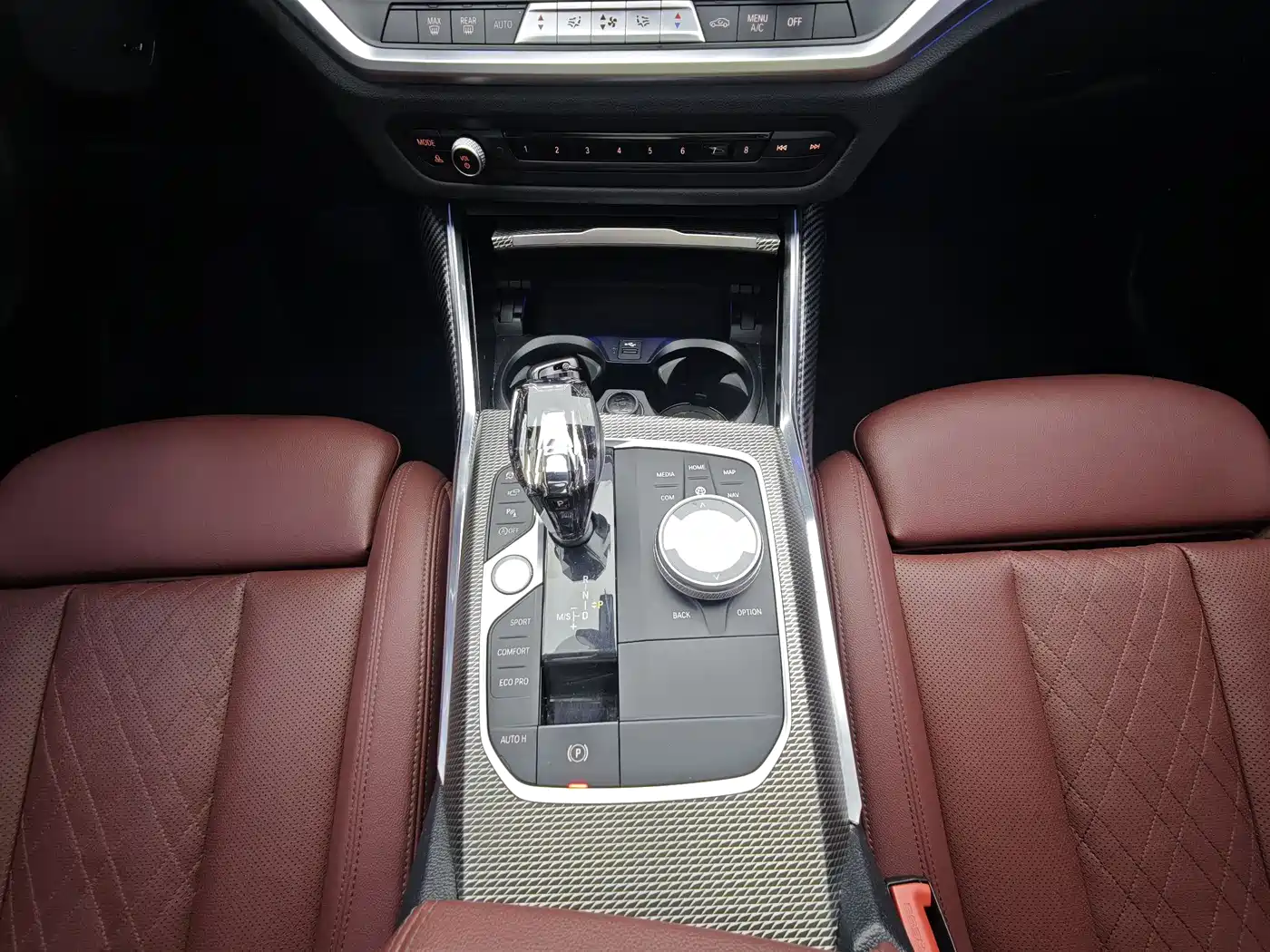 BMW 3 Series 2022 325Li M Sport Shadow Edition фото 15