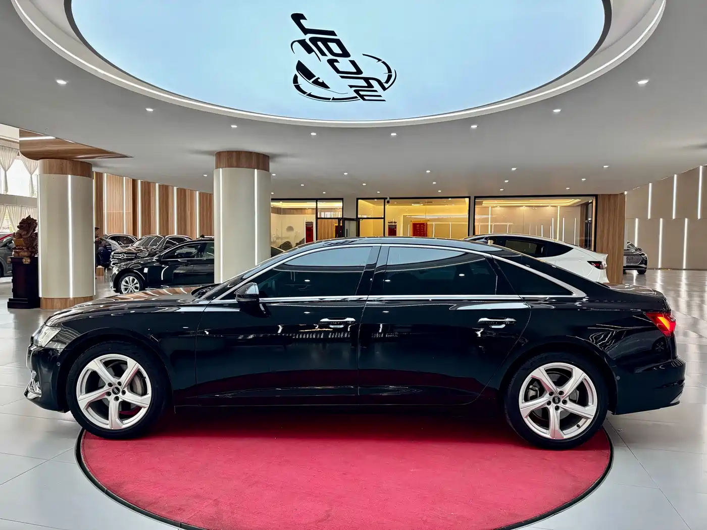 Audi A6L 2023 45 TFSI quattro Premium Elegance фото 8