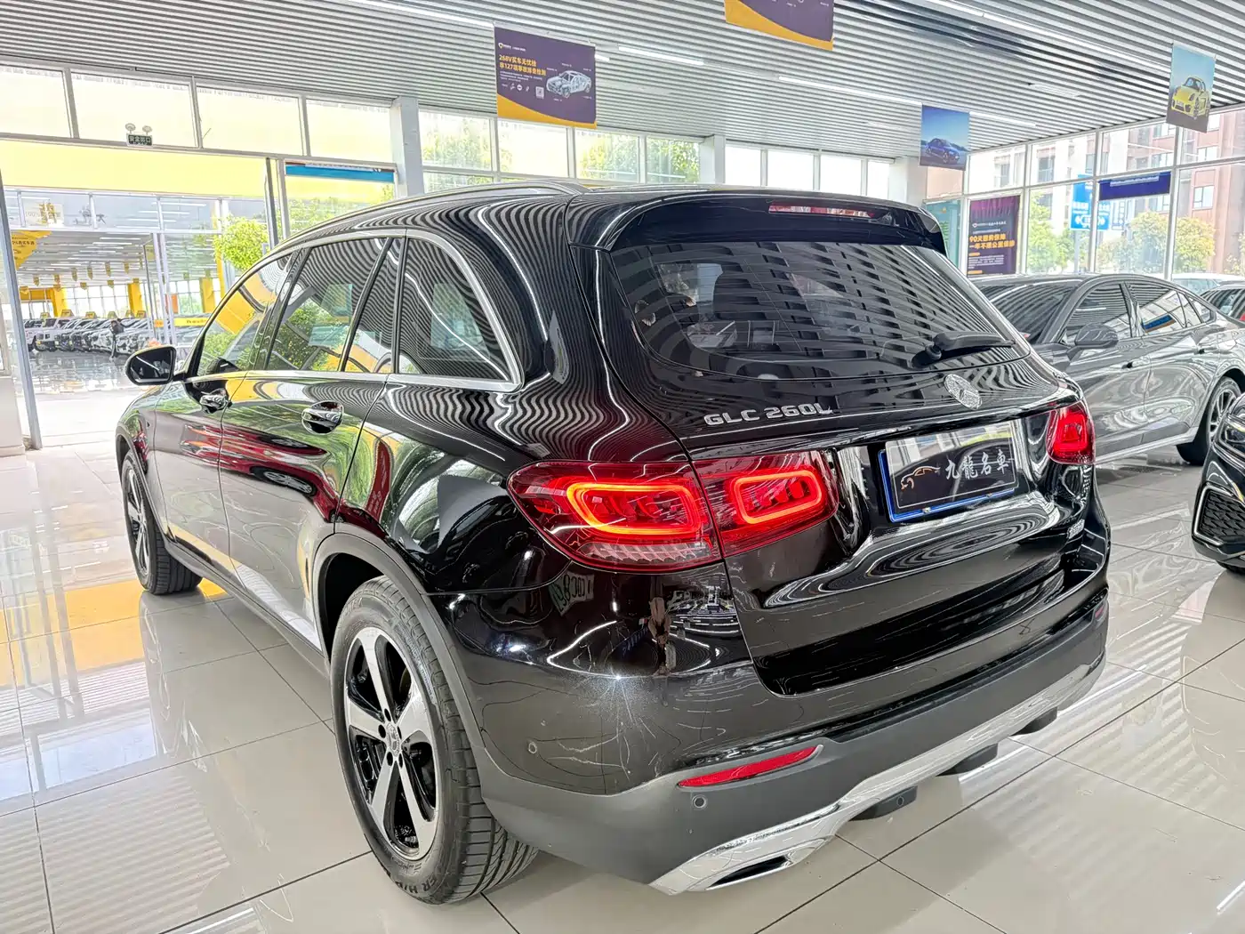 Mercedes-Benz GLC 2021 GLC 260 L 4MATIC Sporty фото 5
