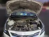 Photo 3 - Hyundai Verna