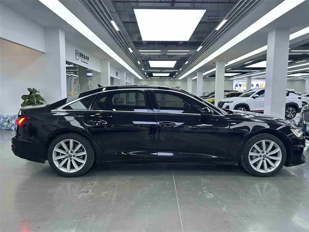 Audi A6L 2022 45 TFSI Premium Dynamic фото 12