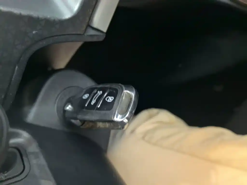 Geely Yuanjing X1 2019 2017 1.3L Auto Fun Edition