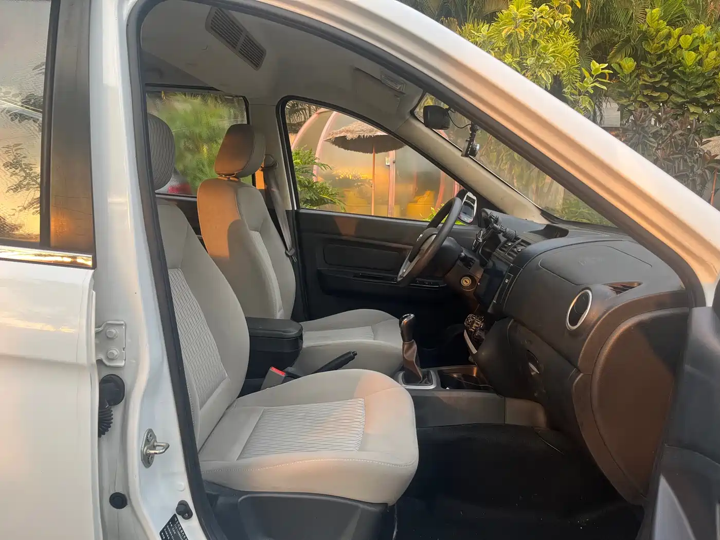 BAIC Huansu H2 2016 2016 H2E 1.5L Elite BJ415B