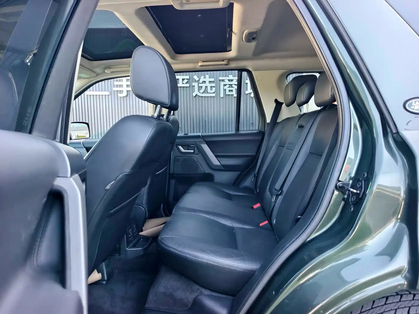 Land Rover Freelander 2 2009 3.2L фото 9