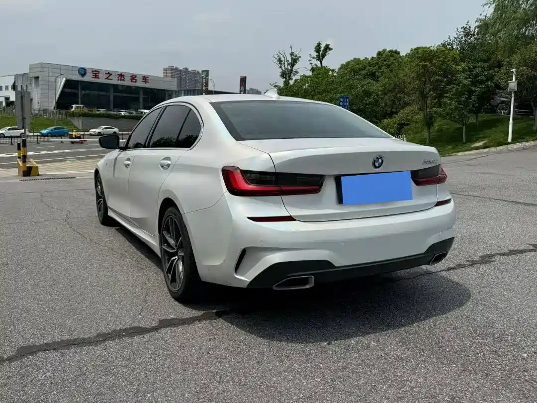 BMW 3 Series 2022 320Li M Sport Package фото 7