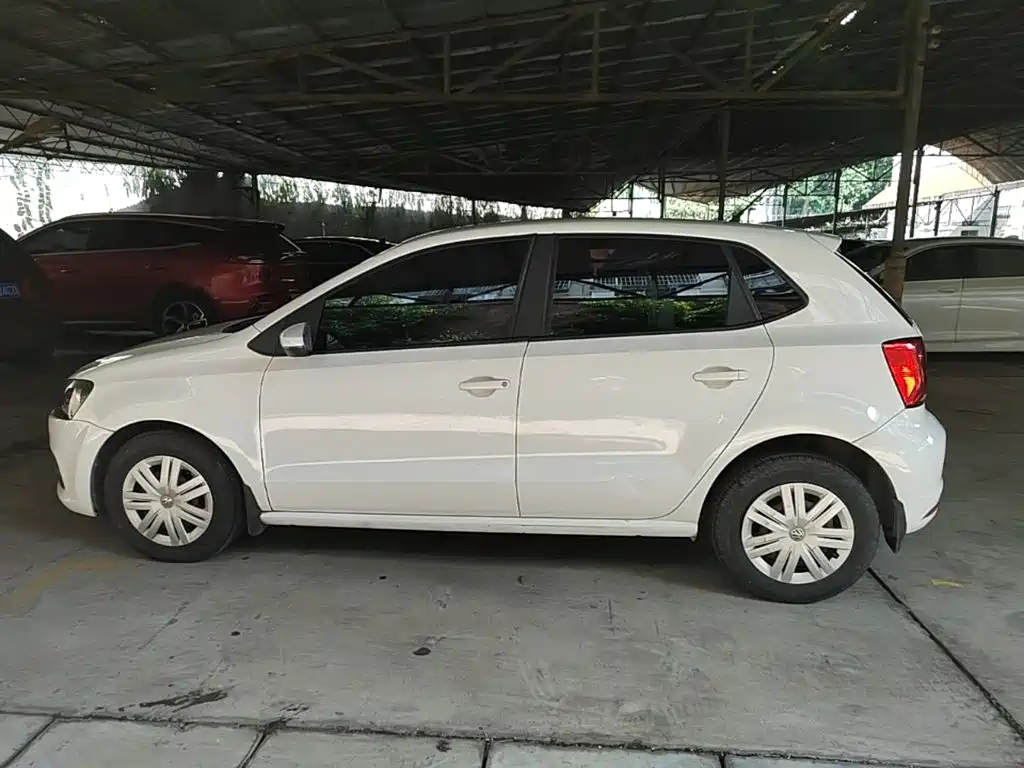Volkswagen Polo 2016 2016 1.4L Automatic Trend