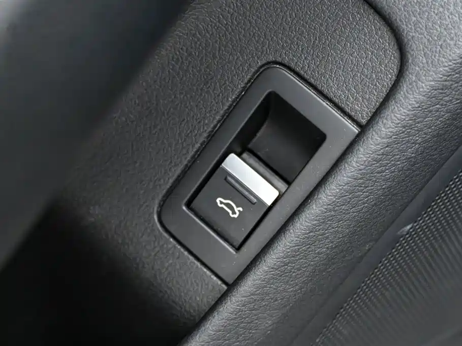 Audi A6L 2023 40 TFSI Luxury Dynamic фото 23