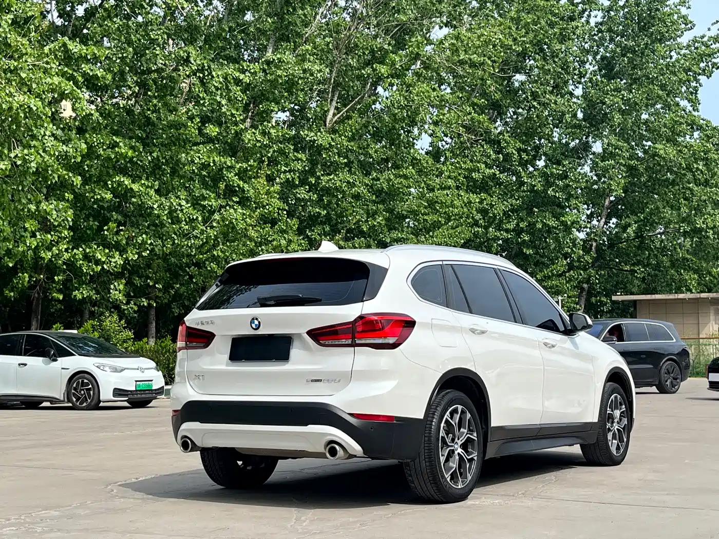 BMW X1 2020 sDrive25Li Leading Model фото 5