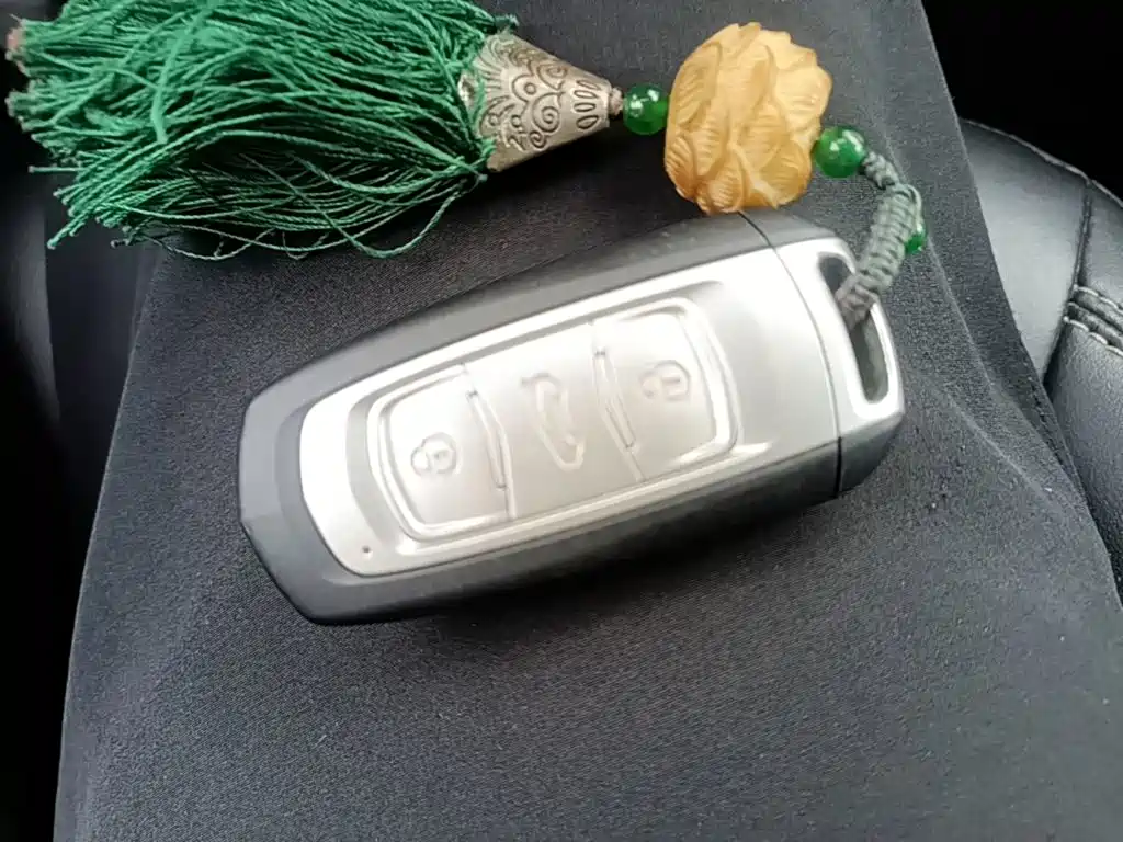 Geely Boyue 2016 2016 2.0L Manual Smart Connectivity