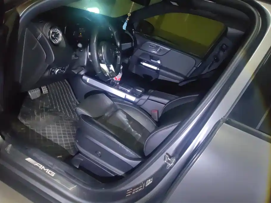 Mercedes-Benz GLB AMG 2021 AMG GLB 35 4MATIC фото 9