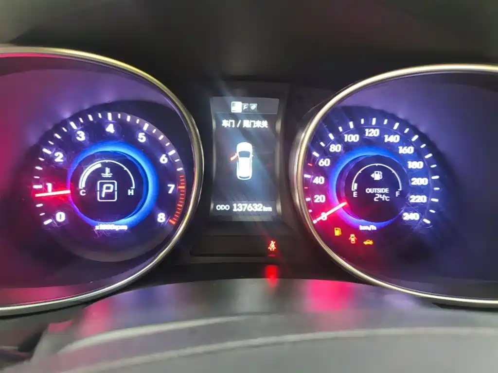 Hyundai Santa Fe 2015 2.0T Automatic 2WD Smart 5-Seater фото 18