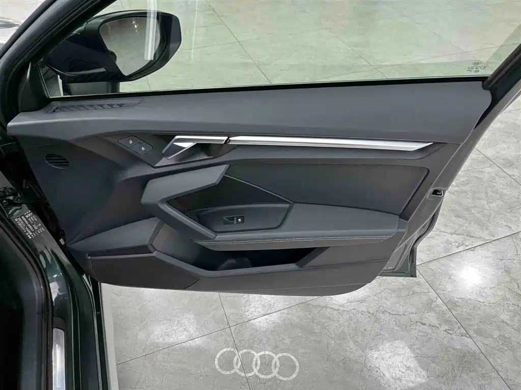 Audi A3 2023 Facelift Sportback 35 TFSI Fashion Sport фото 13