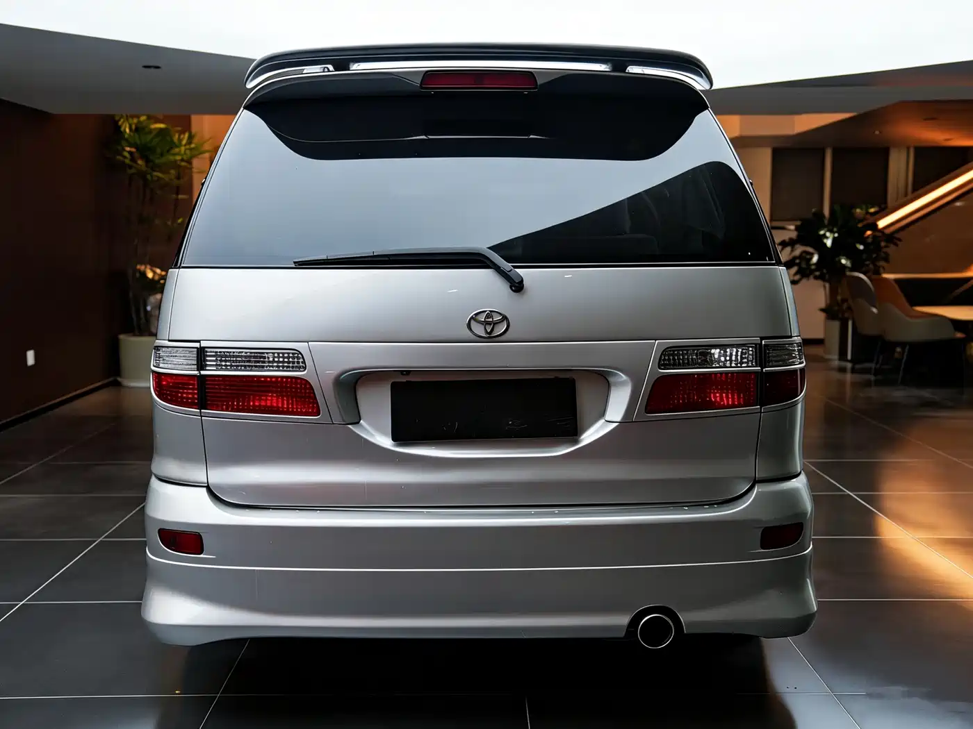 Toyota Previa фото 12