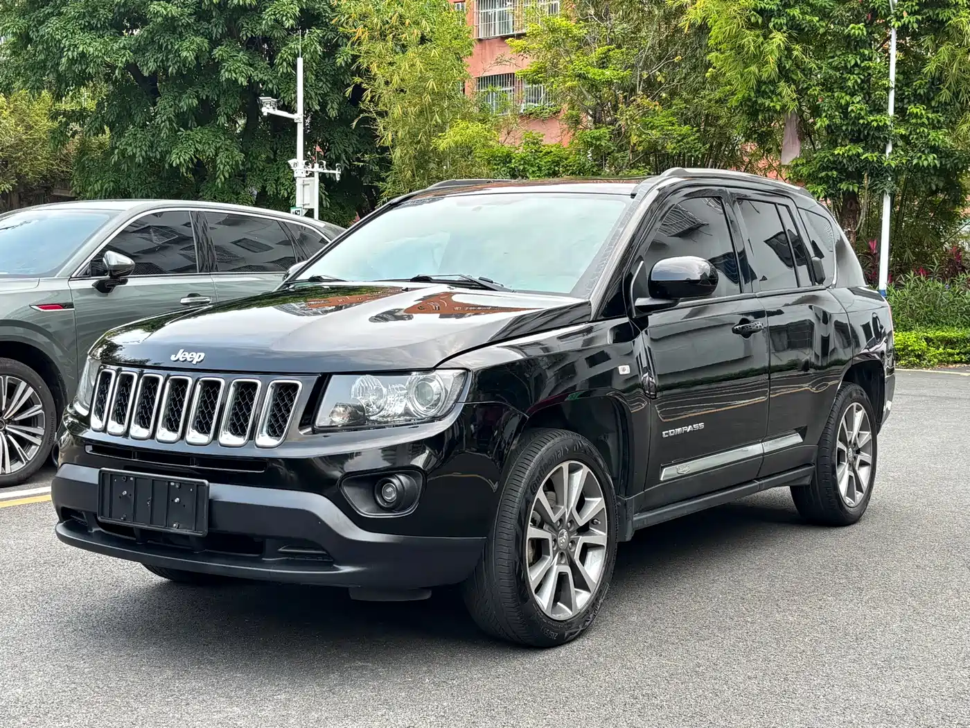 Jeep Compass (Import) 2015 2014 2.0L 2WD Urban Edition