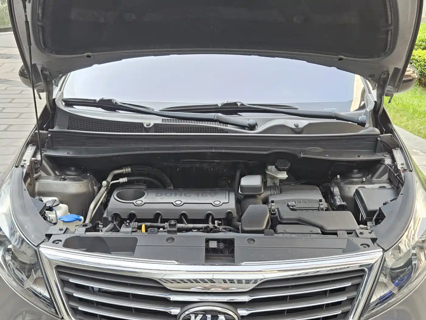 Kia Sportage 2011 2.0L Manual 2WD GL фото 5
