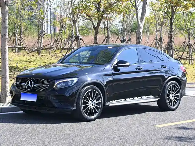 MERCEDES-BENZ GLC COUPE AMG