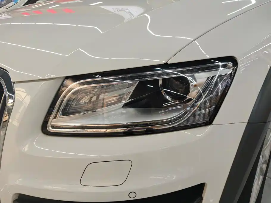 Audi Q5 2018 2017 Plus 40 TFSI Technology
