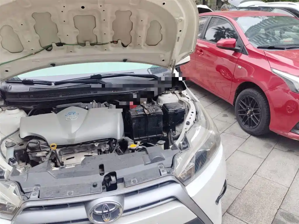 Toyota YARiS L Zhi Xuan 2015 1.5G Auto Sunroof Special Edition фото 22