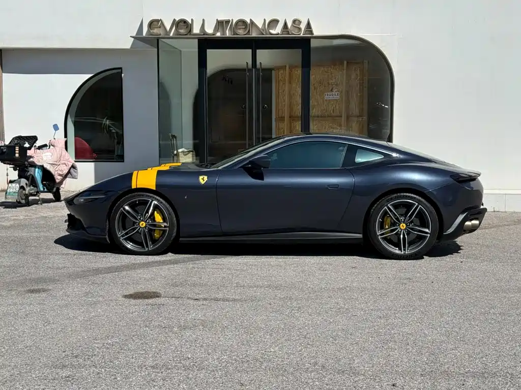 Ferrari Roma 2021 2020 3.9T V8