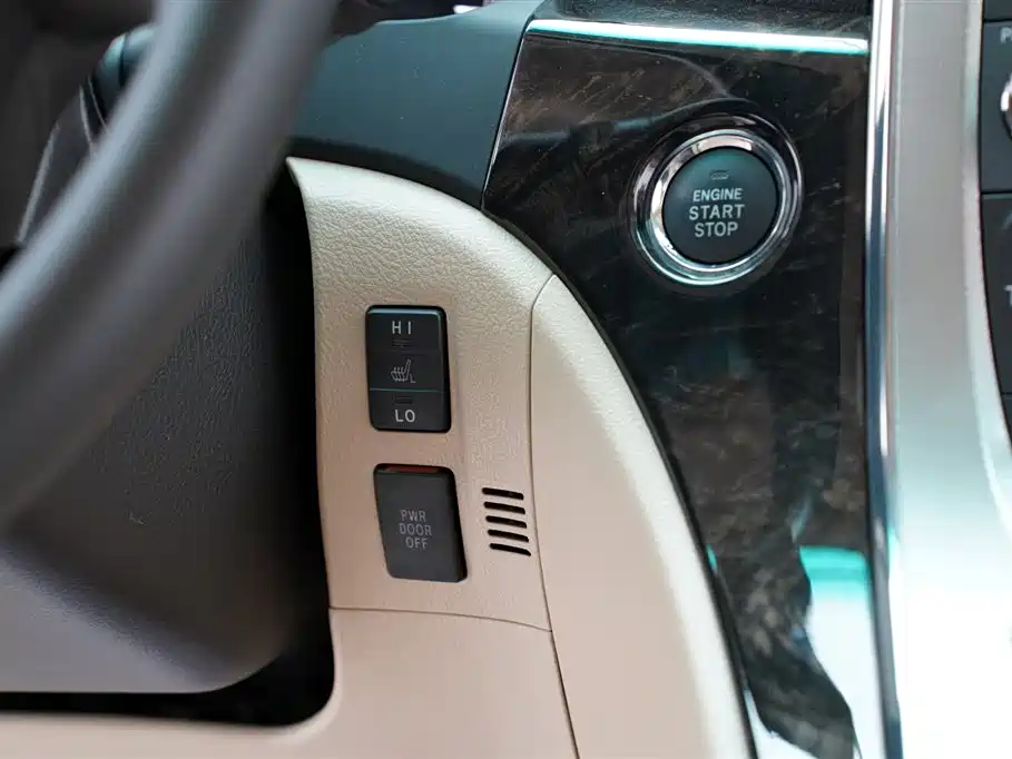 Toyota Alphard 2012 3.5L Premium Edition фото 32