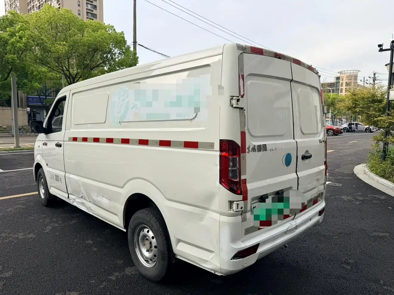 Dongfeng Yufeng Yufeng EM26 2022 2023 Standard Edition 41.472kWh Henan Lithium