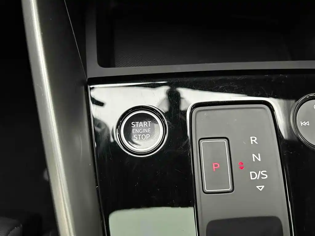 Audi A3 2023 A3L Limousine 35 TFSI Fashion Sport фото 4