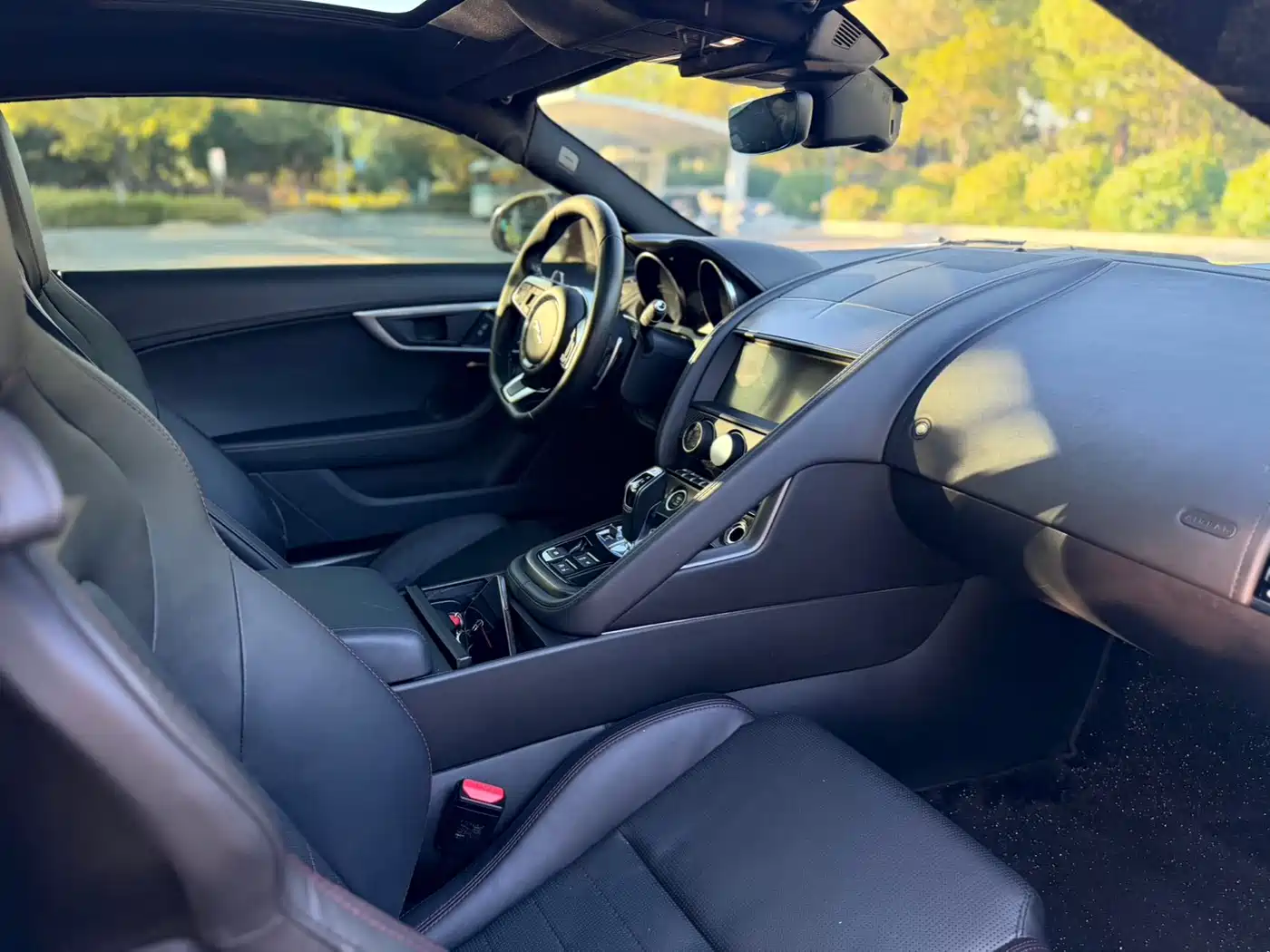Jaguar F-TYPE 2019 2019 2.0T Coupe
