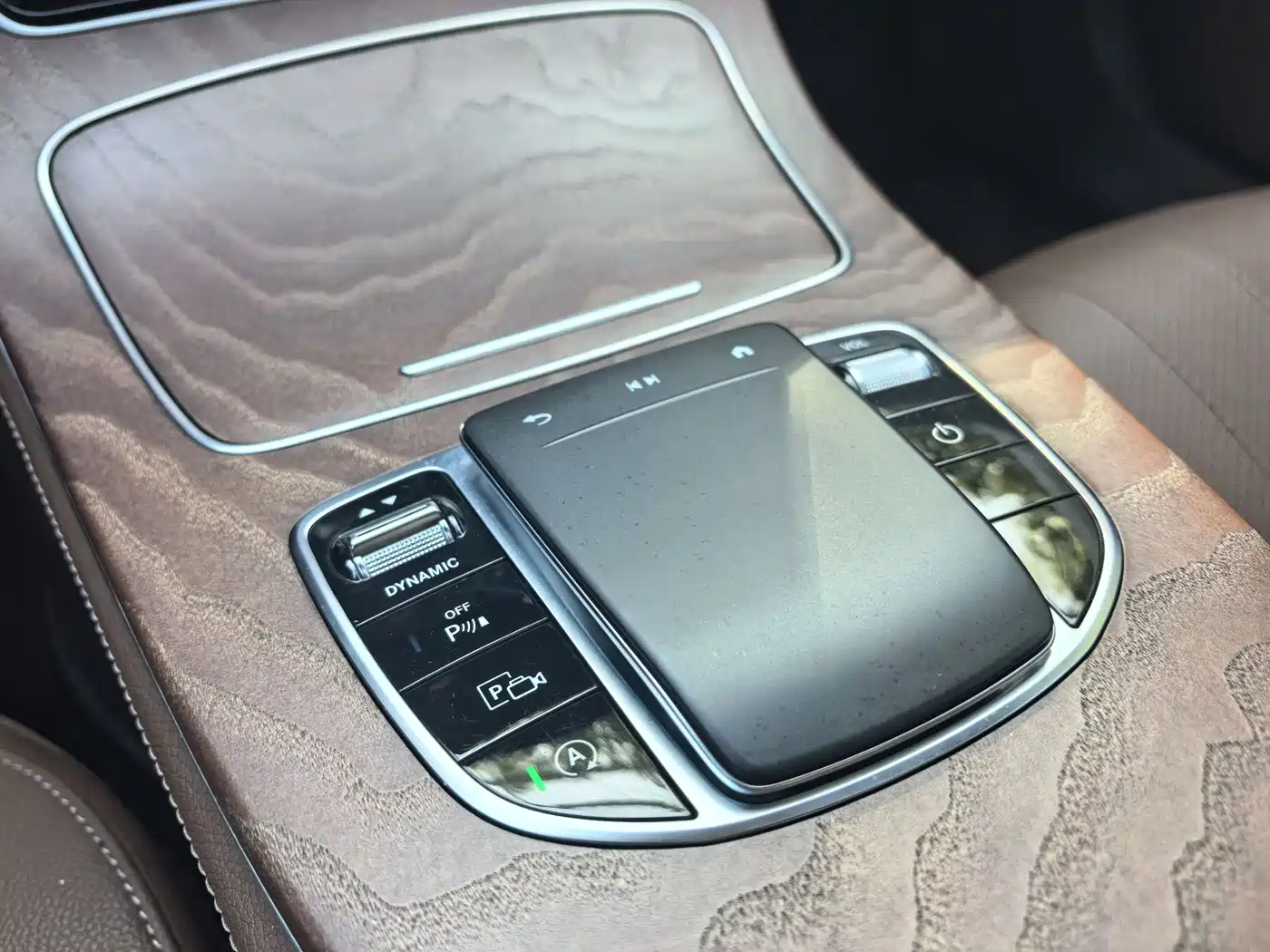 Mercedes-Benz E-Class 2023 E 300 L Fashion фото 10