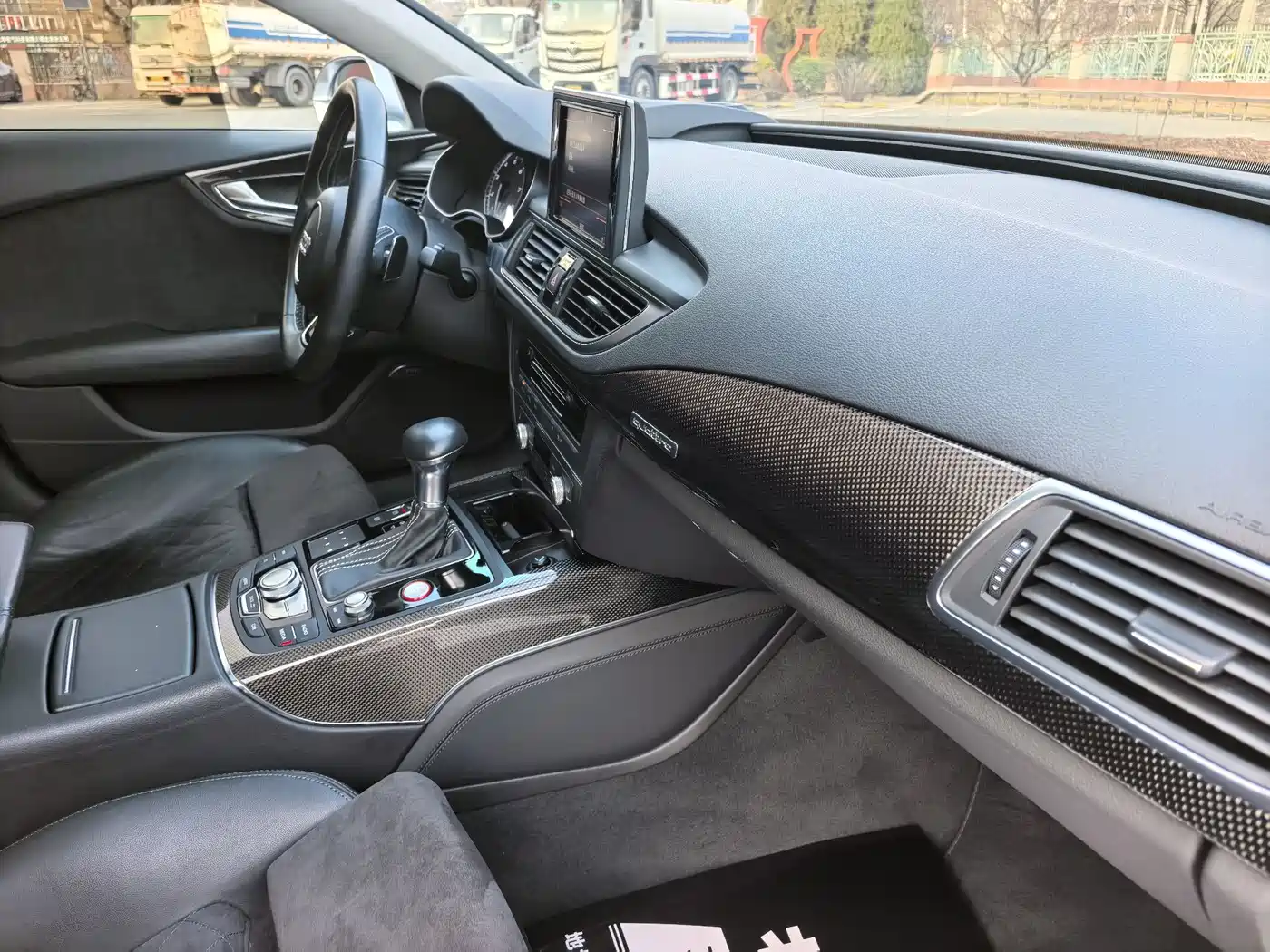 Audi S7 2013 4.0 TFSI quattro фото 15