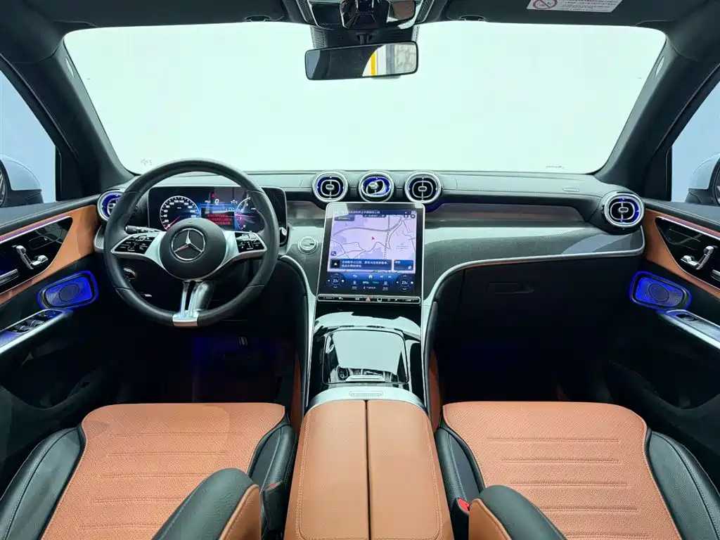 Mercedes-Benz GLC 2023 GLC 260 L 4MATIC Sport 5-seater фото 25