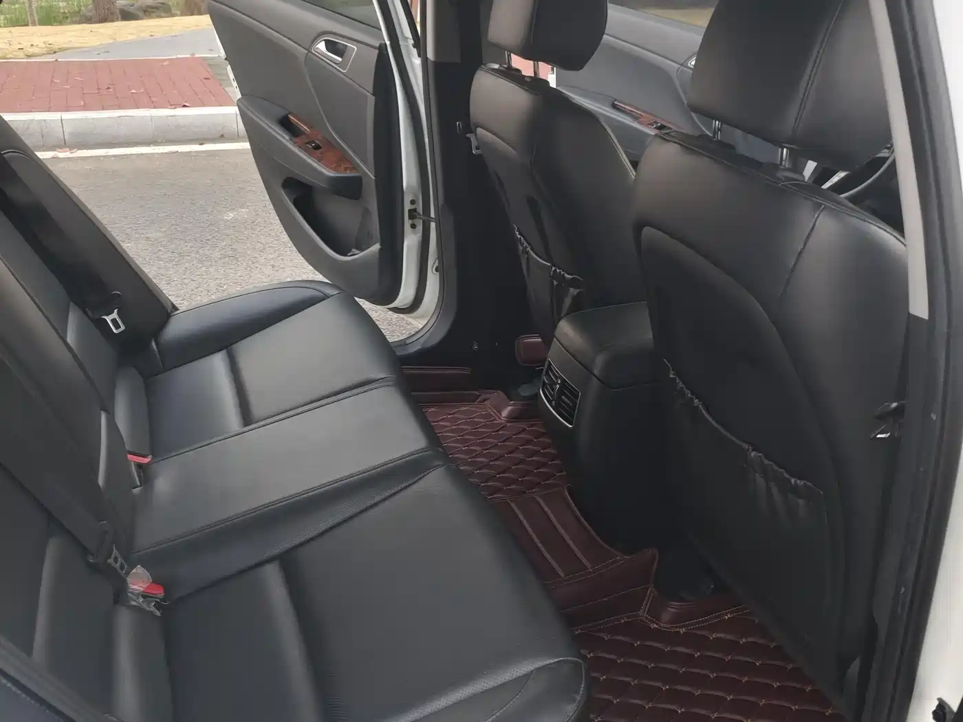 Hyundai Mistra 2014 1.8L Auto Premium DLX фото 11