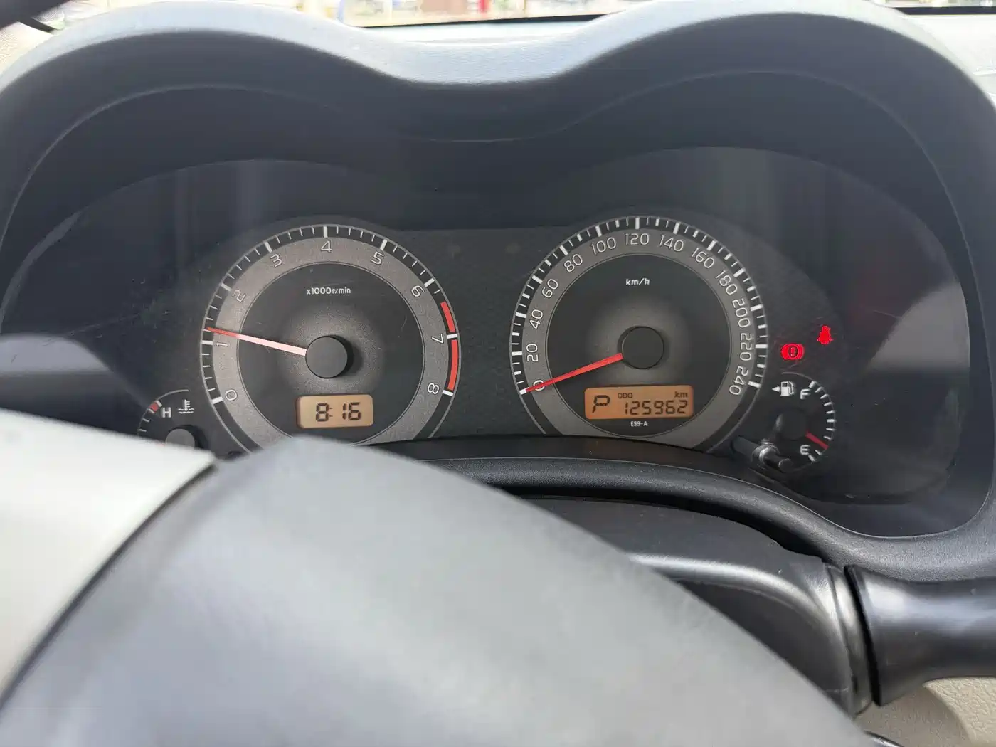 Toyota Corolla 2013 Special Edition 1.6L Auto Ultimate Cool GL фото 9