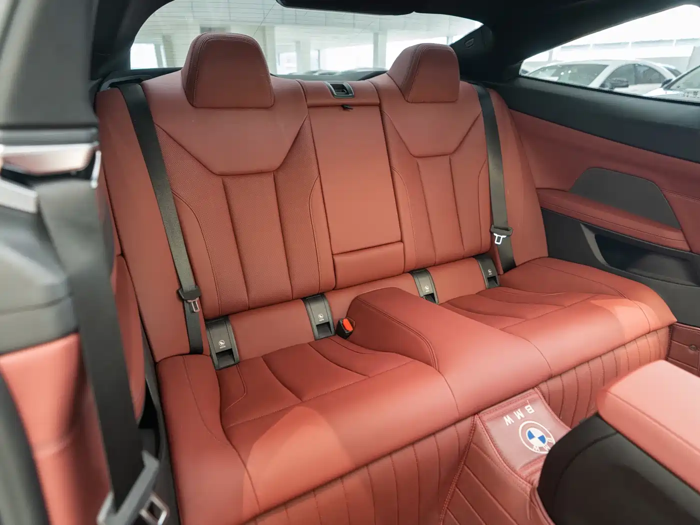 BMW 4 Series 2024 430i M Sport Shadow Edition фото 20