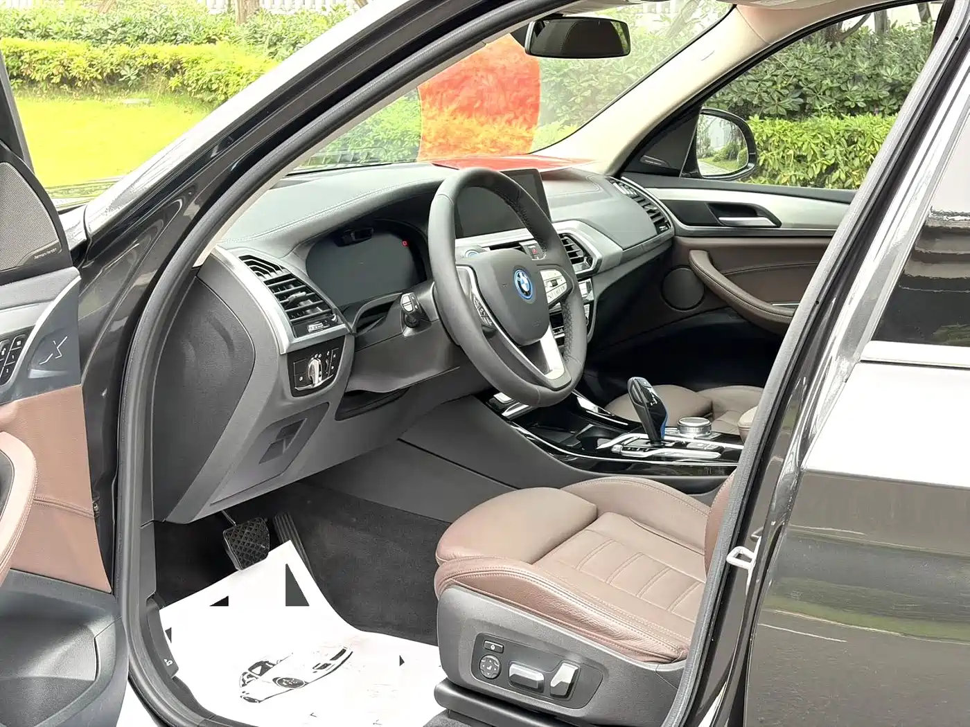 BMW iX3 2021 Facelift Pioneer фото 5