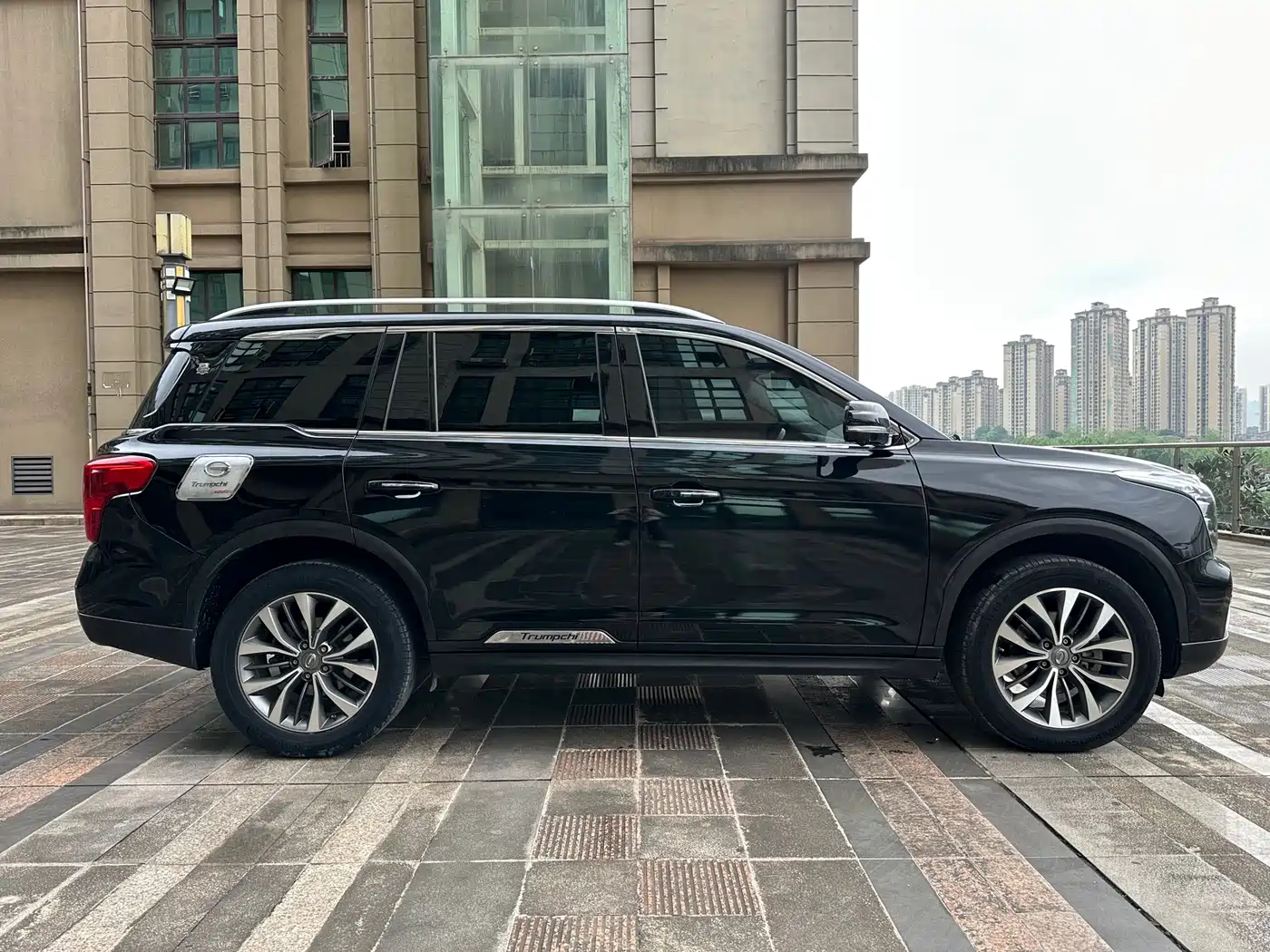 GAC Trumpchi Trumpchi GS8 2017 320T 2WD Premium (7-seater) фото 7