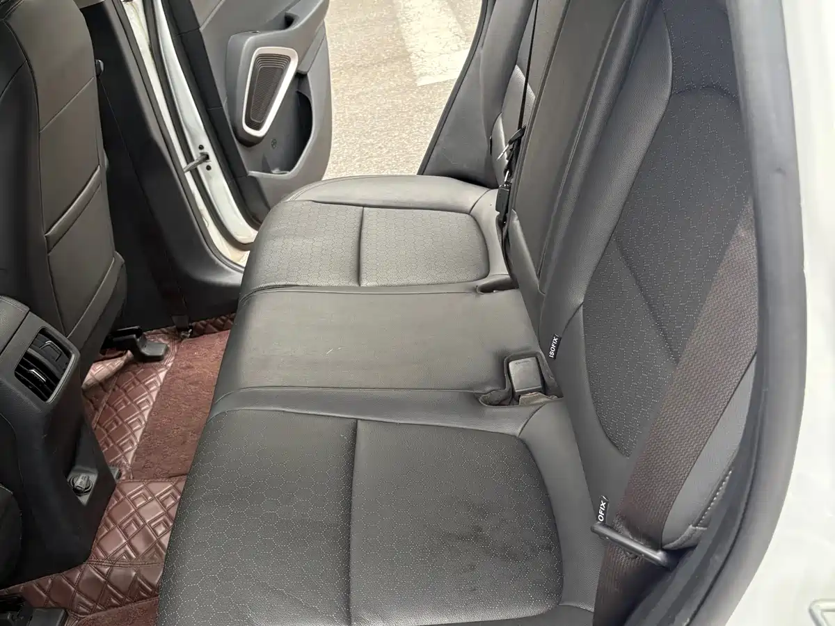 Hyundai Beijing Hyundai ix35 2018 2.0L Automatic 2WD Zhiyong·Enjoyment Edition фото 14