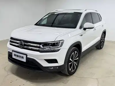 Volkswagen Tharu